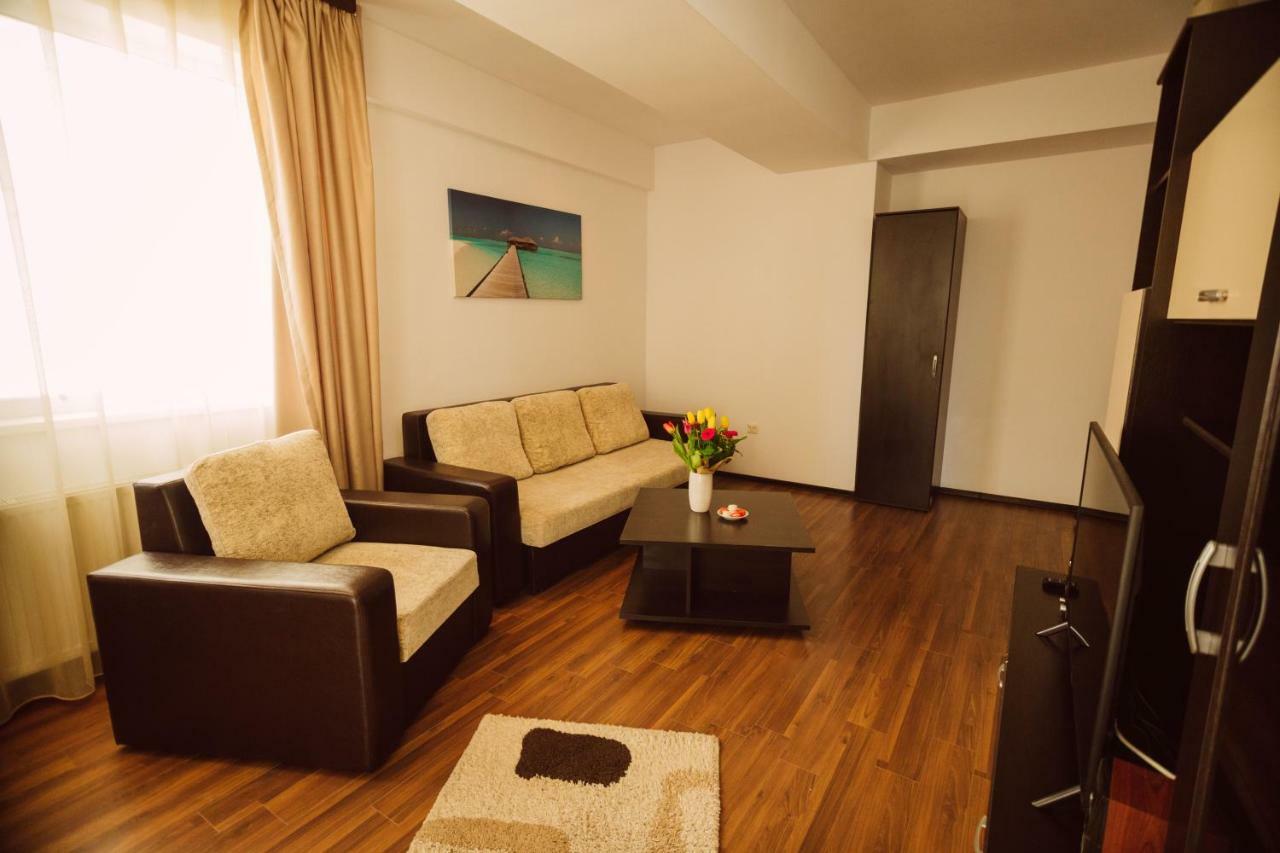 Seascape - Summerland Apartment مامايا المظهر الخارجي الصورة