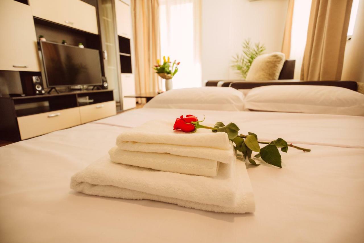 Seascape - Summerland Apartment مامايا المظهر الخارجي الصورة